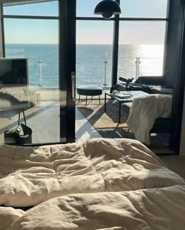 Architect House By The Sea In Hvidbjerg Hébergement de vacances *